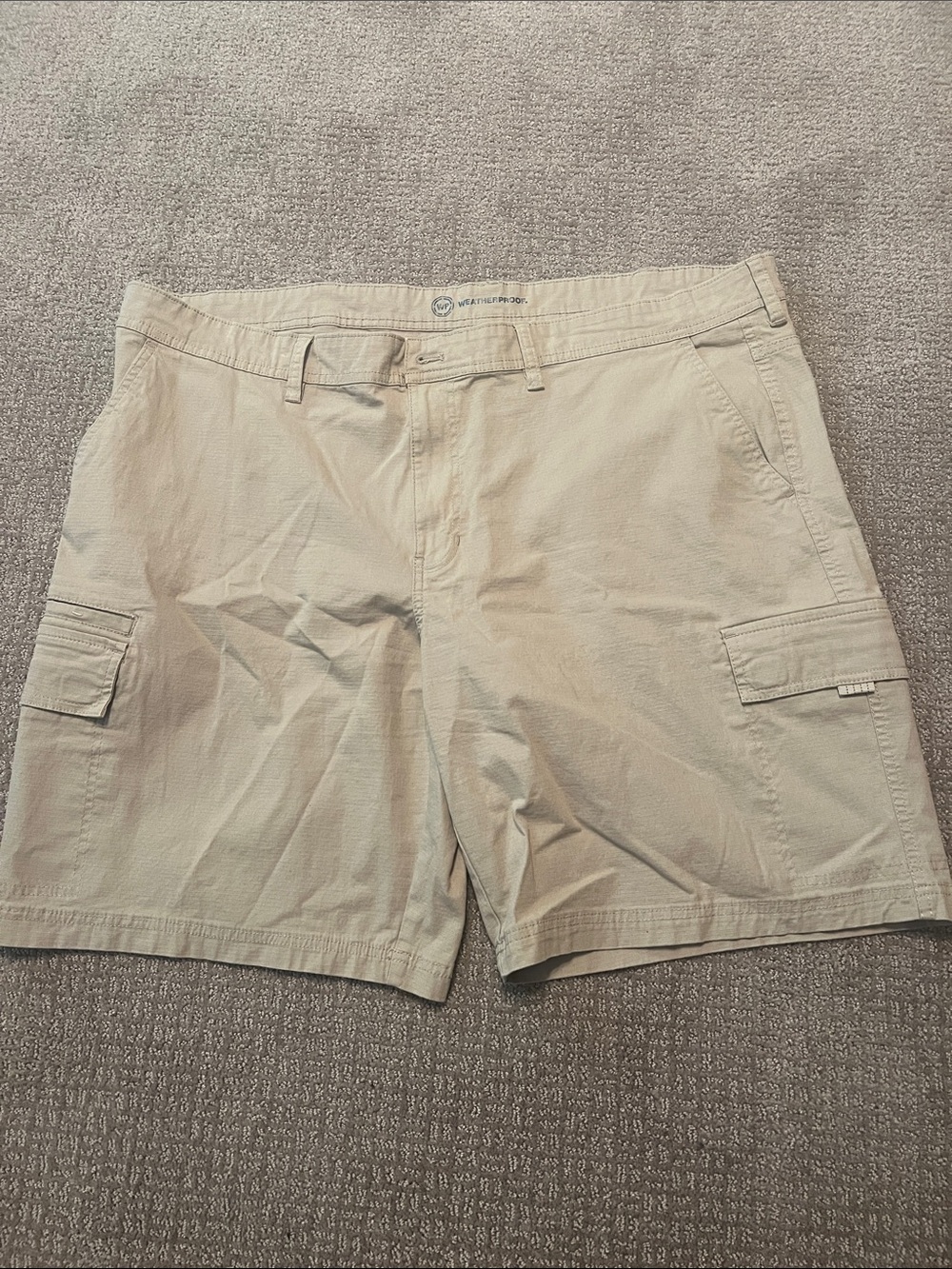 Weatherproof Men's Light Tan Cargo Shorts - Utility Pockets